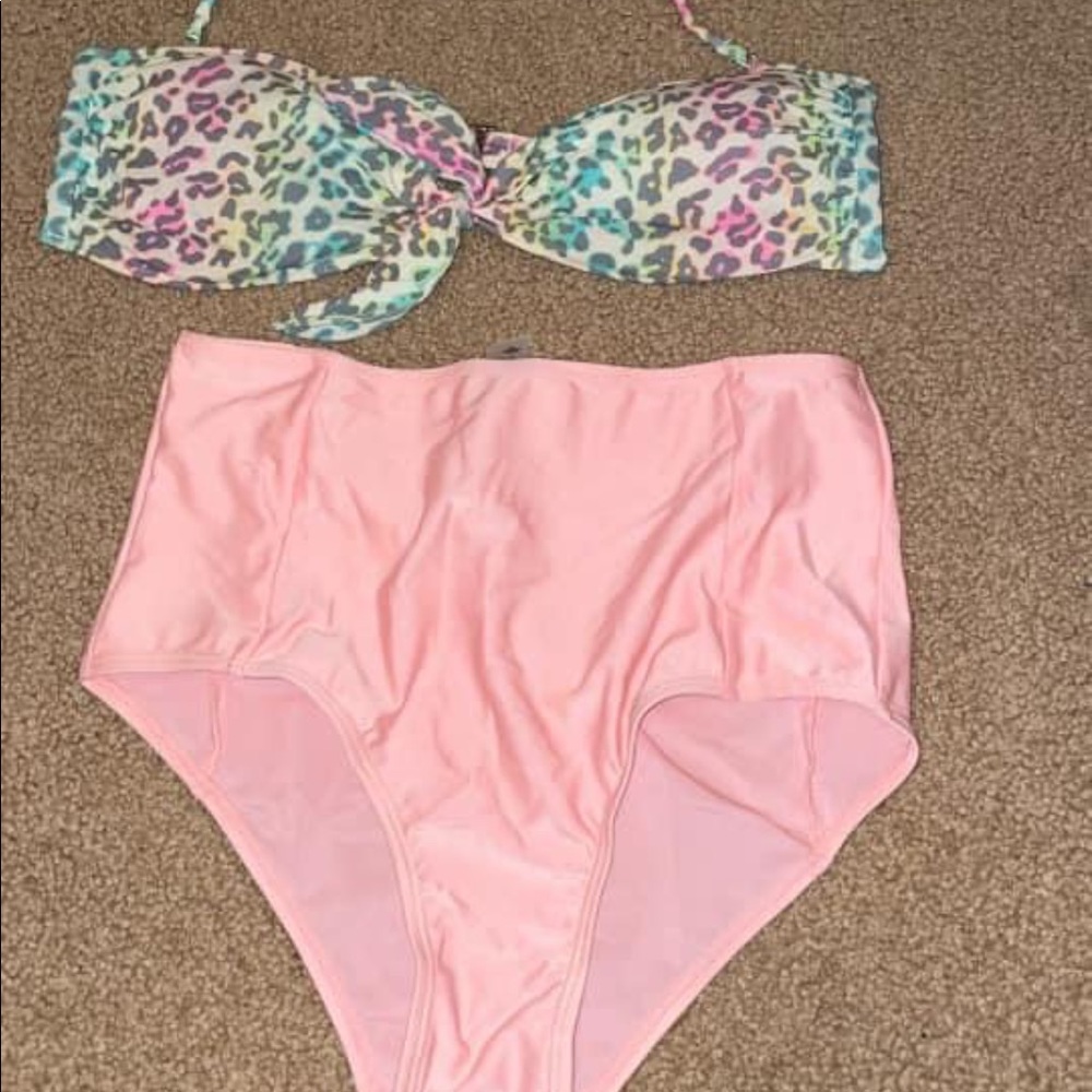 VS bikini